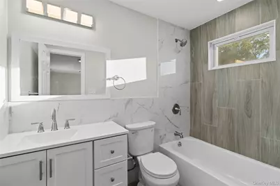 350 Holbrook Road, Ronkonkoma, NY 1779 - Photo 15