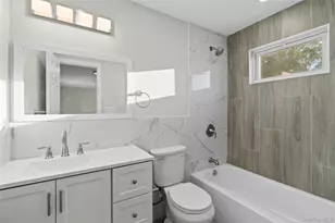 350 Holbrook Rd, Ronkonkoma, NY 1779 - Photo 15