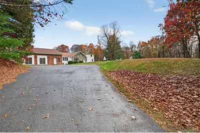 412 Ruskey Lane, Hyde Park, NY 12538 - Photo 3