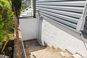 1 Atna Dr, Amityville, NY 11701 - Photo 25