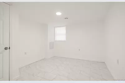 1 Atna Drive, Amityville, NY 11701 - Photo 15