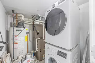 282 Nassau Ave, Brooklyn, NY 11222 - Photo 13