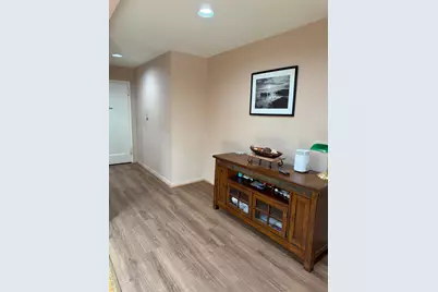 1211 E Broadway #C-24, Hewlett, NY 11557 - Photo 7