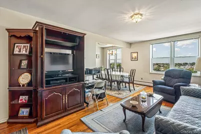 151-05 Cross Island Parkway #6C, Whitestone, NY 11357 - Photo 5