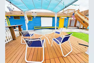 57 Pennyfield Cp Dr, Bronx, NY 10465 - Photo 1