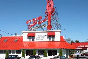 57 Pennyfield Cp Dr, Bronx, NY 10465 - Photo 21