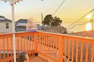 57 Pennyfield Cp Dr, Bronx, NY 10465 - Photo 5