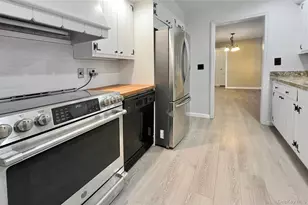 16 Martin Terrace, Poughkeepsie, NY 12603 - Photo 9