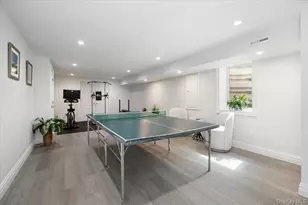 5 Fleetwood Dr, Huntington, NY 11743 - Photo 35