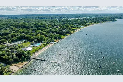 5 Fleetwood Drive, Huntington, NY 11743 - Photo 47