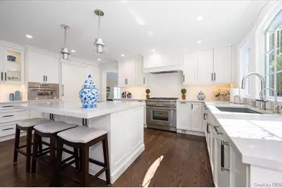 5 Fleetwood Drive, Huntington, NY 11743 - Photo 13