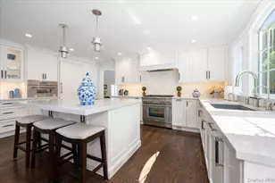 5 Fleetwood Dr, Huntington, NY 11743 - Photo 13