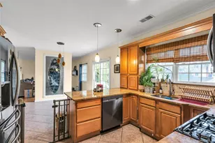 3 Danamarie Ln, Patchogue, NY 11772 - Photo 11