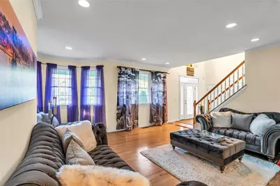 3 Danamarie Lane, Patchogue, NY 11772 - Photo 7