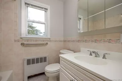 85 Lt Cox Drive, Pearl River, NY 10965 - Photo 17