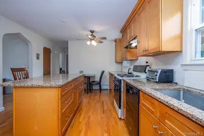 85 Lt Cox Drive, Pearl River, NY 10965 - Photo 15