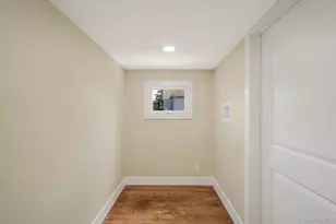 48 Vernon St, Patchogue, NY 11772 - Photo 11