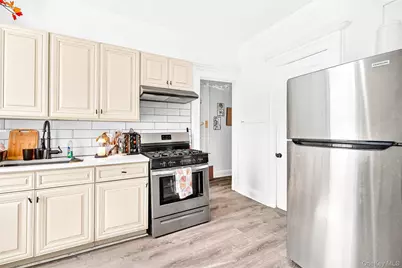 40 Point Street, Yonkers, NY 10701 - Photo 19