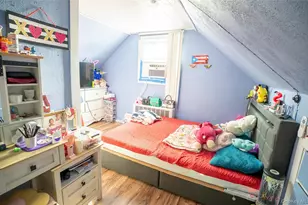 60 32nd St, Copiague, NY 11726 - Photo 13