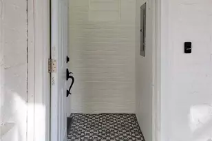 284 Liberty St, Newburgh, NY 12550 - Photo 7