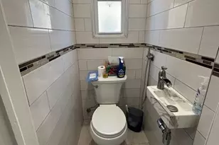 452 Macatee Pl, Mineola, NY 11501 - Photo 9