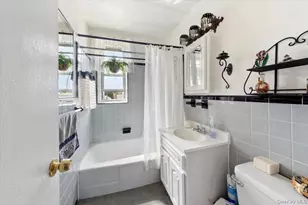 4265 Webster Ave, Bronx, NY 10470 - Photo 19