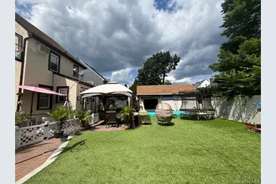 456 Macatee Place, Mineola, NY 11501 - Photo 39