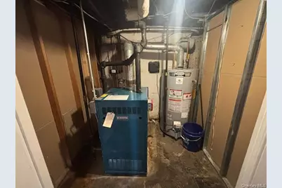 456 Macatee Place, Mineola, NY 11501 - Photo 33