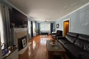 456 Macatee Pl, Mineola, NY 11501 - Photo 7