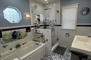 456 Macatee Pl, Mineola, NY 11501 - Photo 23