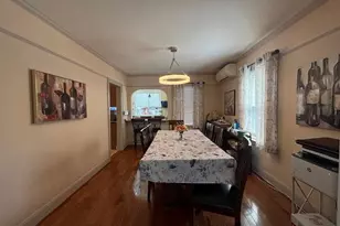 456 Macatee Pl, Mineola, NY 11501 - Photo 9