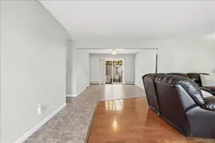 112 King St, Bay Shore, NY 11706 - Photo 3