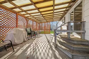 112 King St, Bay Shore, NY 11706 - Photo 19