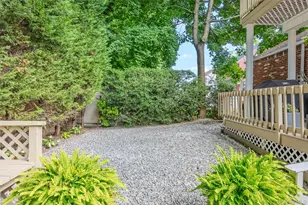 23 Nassau Rd, Great Neck, NY 11021 - Photo 33