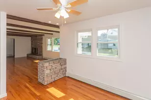 325 Hooker Ave, Poughkeepsie, NY 12603 - Photo 9