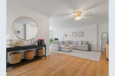 1 Washington Square Washington Square #1D, Larchmont, NY 10538 - Photo 5