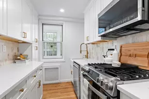 1 Washington Square Washington Square, Larchmont, NY 10538 - Photo 13