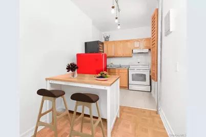 805 E 182nd Street #4E, Bronx, NY 10460 - Photo 7