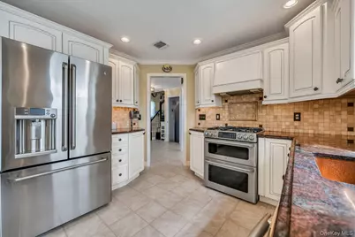 4 Vera Court, Centereach, NY 11720 - Photo 19