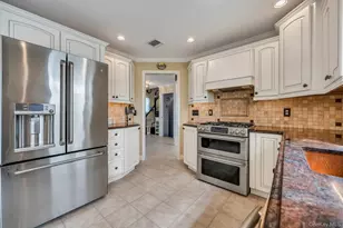 4 Vera Ct, Centereach, NY 11720 - Photo 19