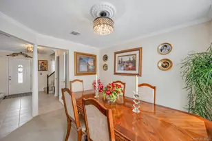 4 Vera Ct, Centereach, NY 11720 - Photo 27