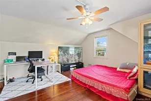 304 Unqua Rd, Massapequa, NY 11758 - Photo 17