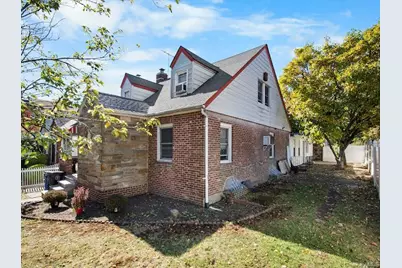 4604 195th Street, Flushing, NY 11358 - Photo 13