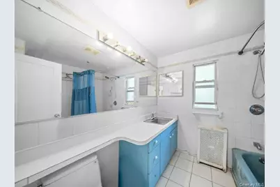 4604 195th Street, Flushing, NY 11358 - Photo 5