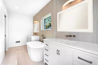 265 Arshamomaque Avenue, Southold, NY 11971 - Photo 13