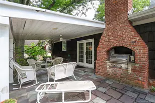 245 Birch Dr, Roslyn, NY 11576 - Photo 37