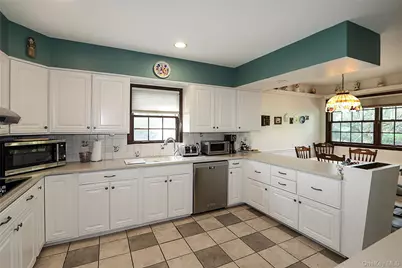 245 Birch Drive #roslyn, Roslyn, NY 11576 - Photo 11