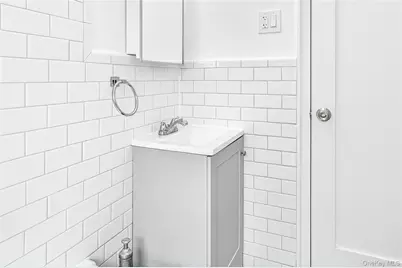 190 E Mosholu Parkway S #3C, Bronx, NY 10458 - Photo 47