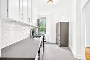 190 E Mosholu Pkwy S, Bronx, NY 10458 - Photo 17