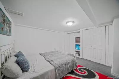 107 E 9th Street, Huntington Station, NY 11746 - Photo 21